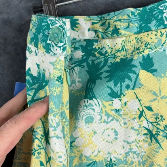 Allyson Whitmore Golf Women’s Green and Yellow A-Line Skort Sz 14 - Picture 8 of 11